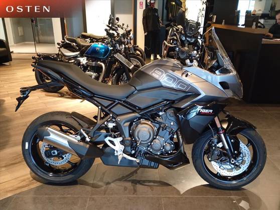 TRIUMPH TRIDENT 800 TRIUMPH TRIDENT 800